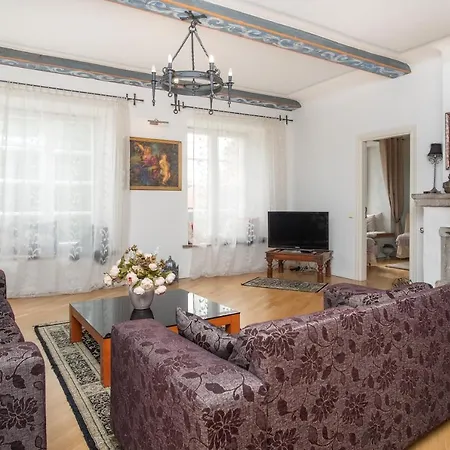 Dream Stay - Historical 3-Bedroom Apartment With Sauna & Fireplace Tallinna Exterior photo