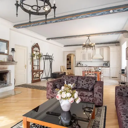 Dream Stay - Historical 3-Bedroom Apartment With Sauna & Fireplace Tallinna Exterior photo